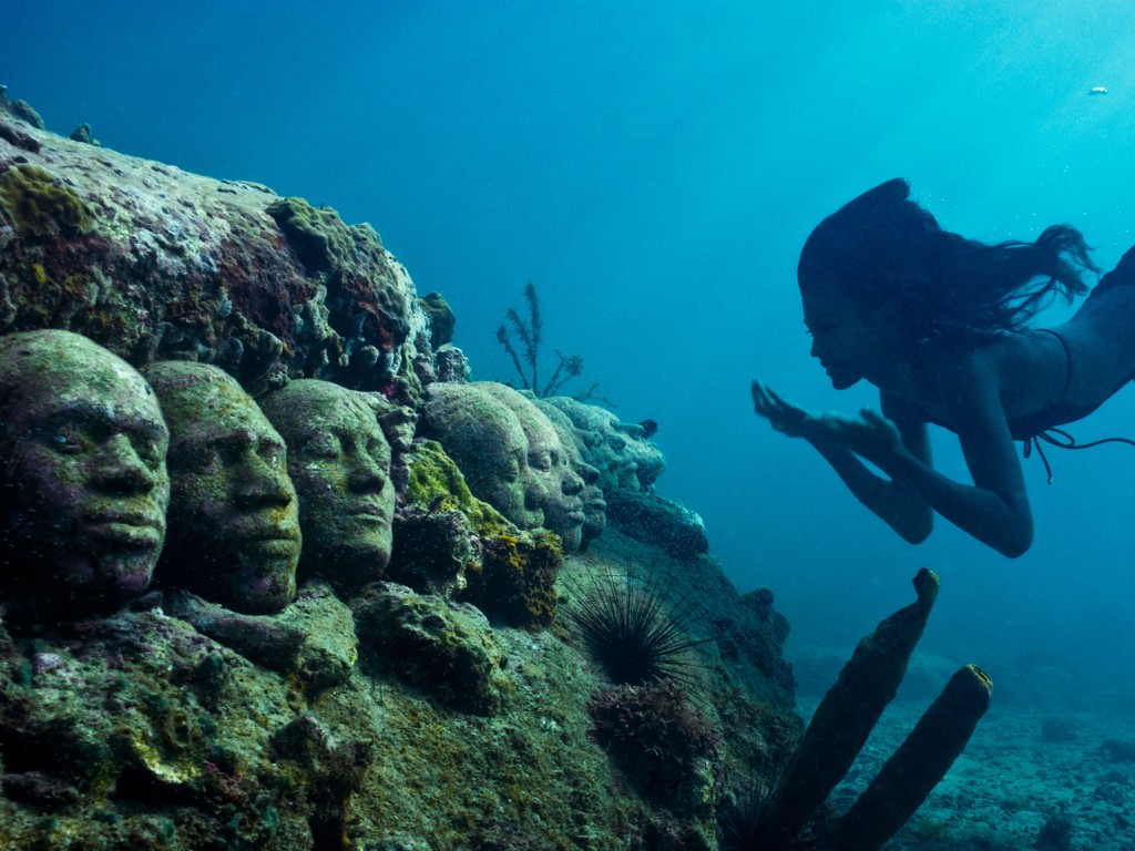 水下雕塑館