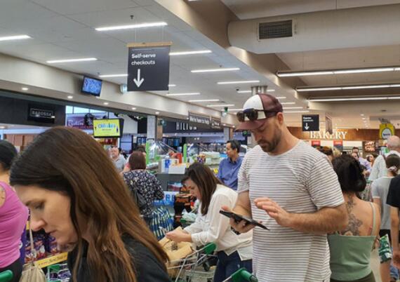 澳洲南澳周四凌晨起「封城」6天  超市爆搶購潮