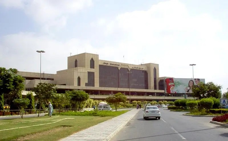 卡拉奇真納國際機場