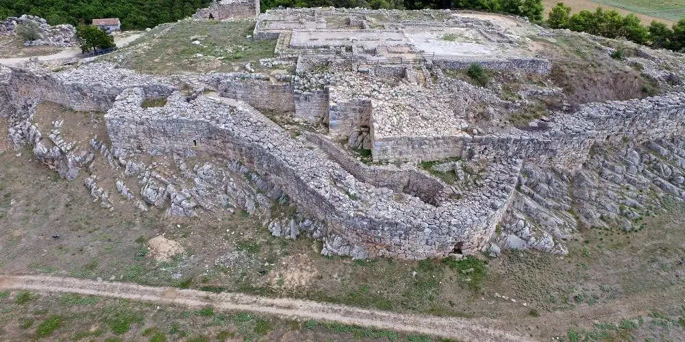邁錫尼和梯林斯的考古遺址